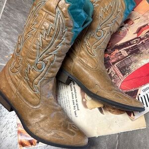 Coconuts by Matisse Tan Leather Western Heeled Boots with Teal Accents